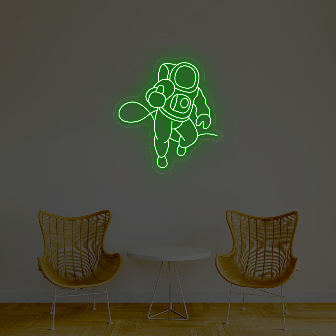 Astronaut Neon Sign | CNUS000003