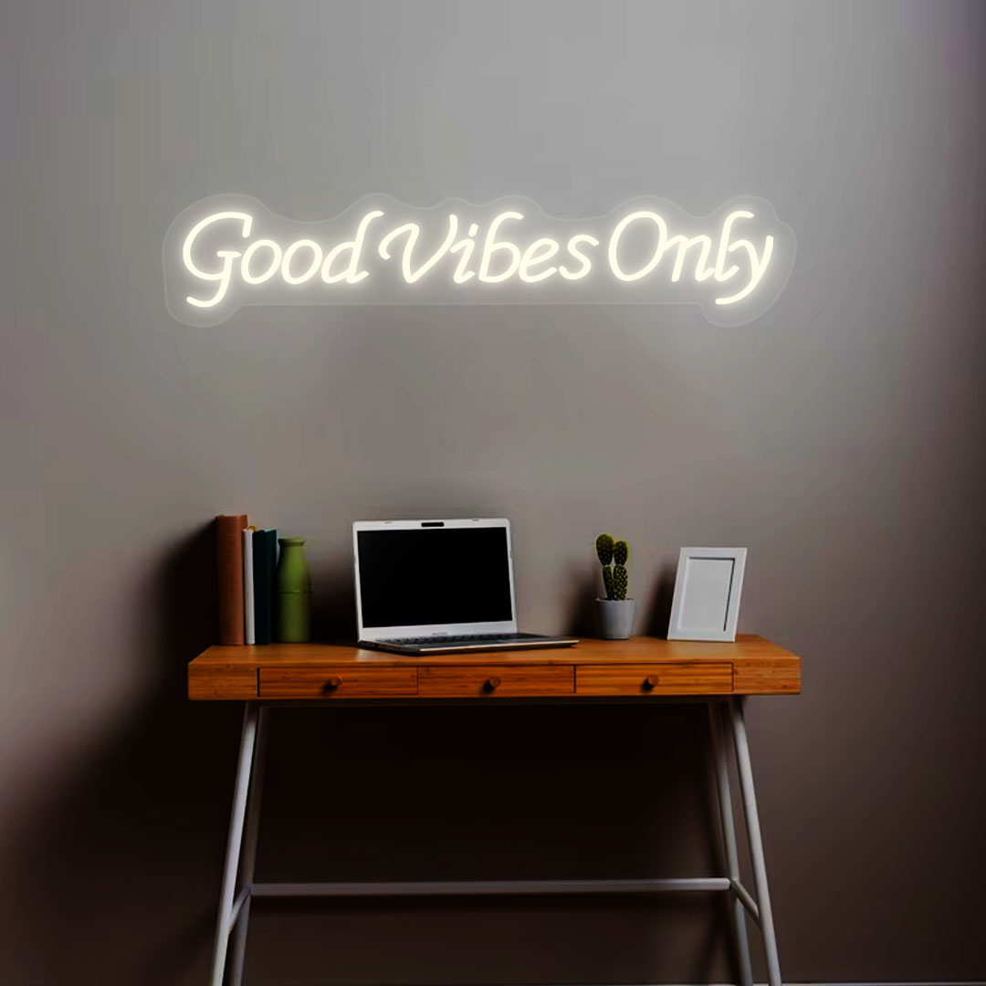Good Vibes Only Neon Sign | Warmwhite