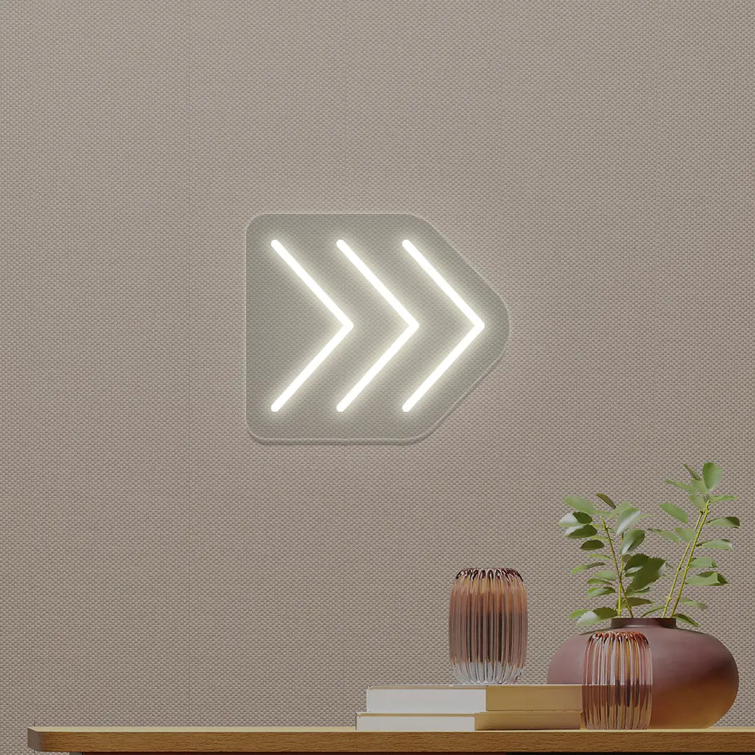 Triple Arrowhead Neon Sign | Warmwhite