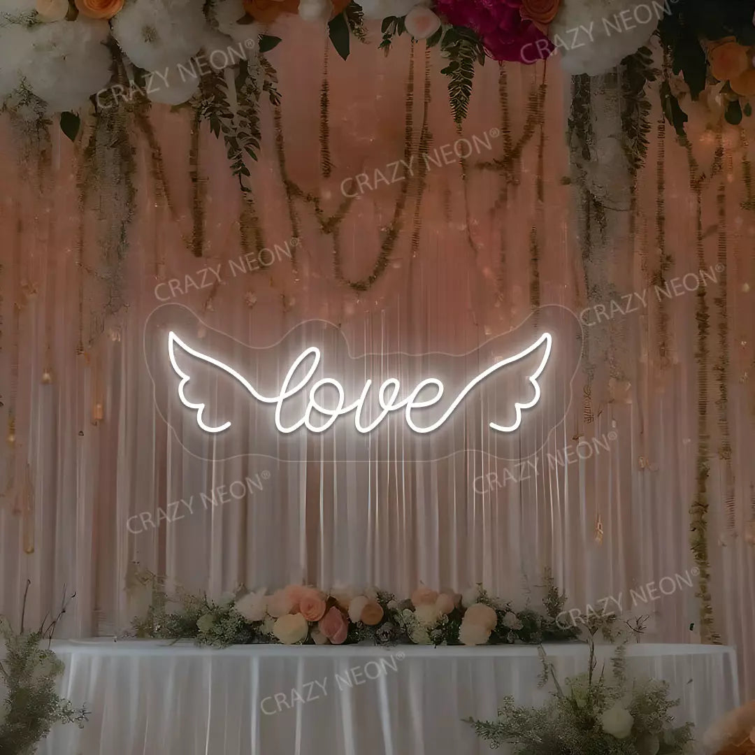 Love Neon Sign | CNUS000180