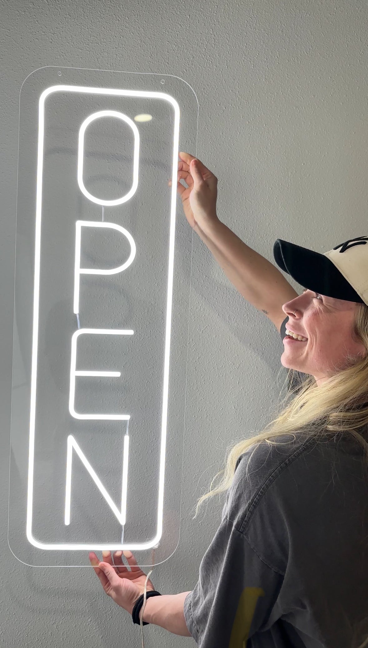 Vertical Open Neon Sign