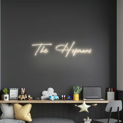 CN Name Neon: The Hopmans