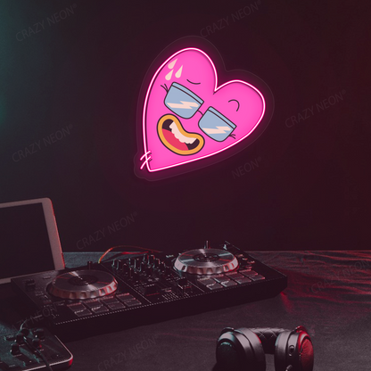 Flexin’ Heart Neon Artwork | Pink