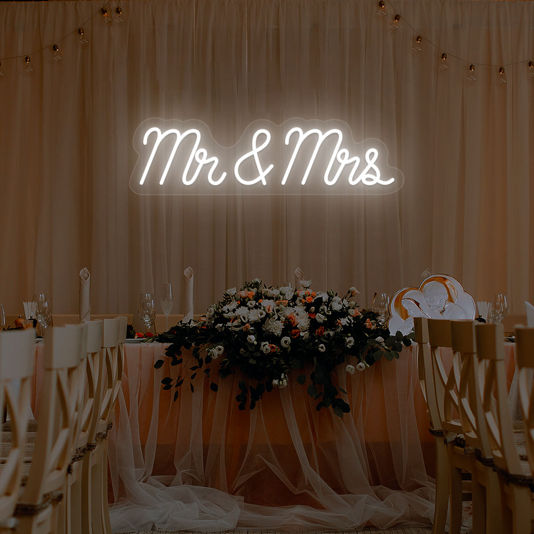 Mr & Mrs Neon Sign | CNUS000070