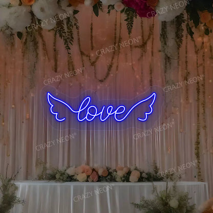 Love Neon Sign | CNUS000180