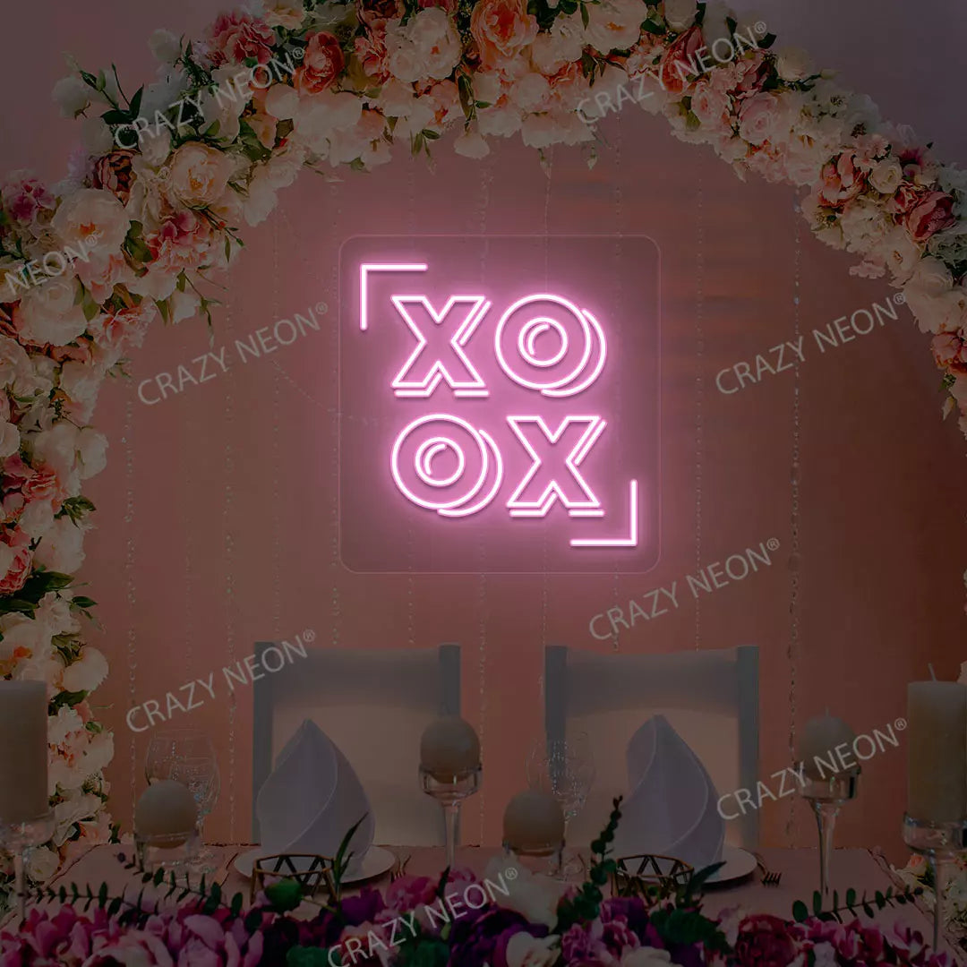 Xoxo Neon Sign | CNUS000170